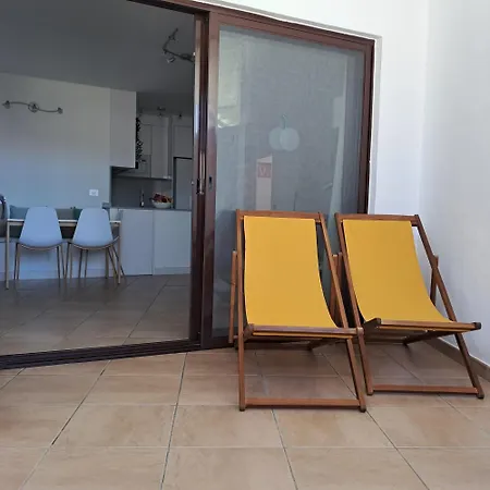 Flat Apartment *